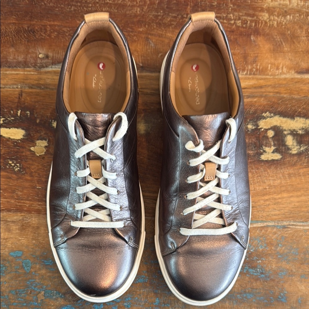 Clarks Women's Metallic Bronze Sneakers